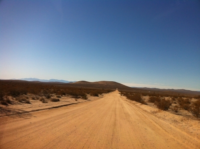 UltimateGraveyard Mojave Desert Filming & Photography Location - Long Wide Main Dirt Road